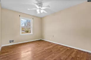 1127 Bayview Dr, Lugoff, SC 29078 - Photo 23