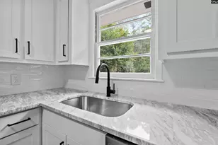 2529 Stonehenge Dr, Cayce, SC 29033 - Photo 7