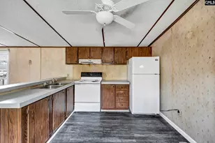 2152 Congaree Rd, Eastover, SC 29044 - Photo 9