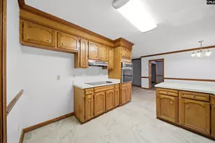 300 Lost Creek Dr, Columbia, SC 29212 - Photo 11