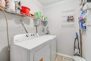 2199 Old Georgetown Rd W, Cassatt, SC 29032 - Photo 29