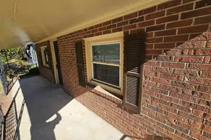 401 George St, Lexington, SC 29072 - Photo 3