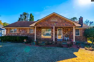 911 Hannah Ave, Hartsville, SC 29550 - Photo 1