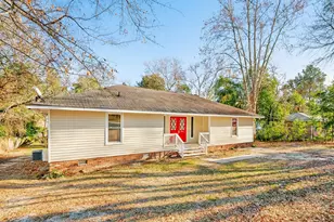 514 Woodberry Rd, West Columbia, SC 29170 - Photo 1