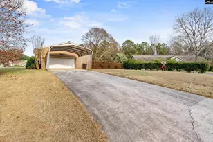 1162 Crosshill Ln, Newberry, SC 29108 - Photo 5