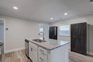 1616 Lakeview Ave, Camden, SC 29020 - Photo 17