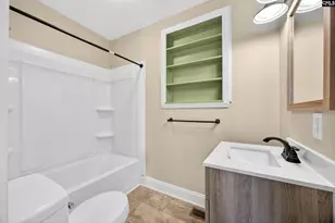 606 Railroad St, Cayce, SC 29033 - Photo 5