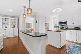 11 Copperfield Ct, Columbia, SC 29209 - Photo 5