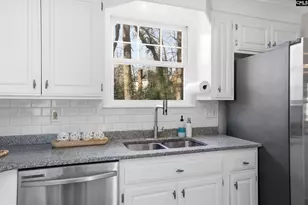 11 Copperfield Ct, Columbia, SC 29209 - Photo 9