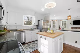 11 Copperfield Ct, Columbia, SC 29209 - Photo 7