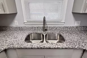 401 Ravenscroft Rd, West Columbia, SC 29172 - Photo 15