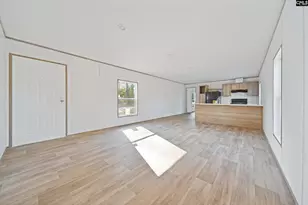 88 Lady Ashley Dr, Saint Matthews, SC 29135 - Photo 11