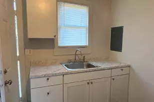 2327 Laurie St, Cayce, SC 29033 - Photo 15