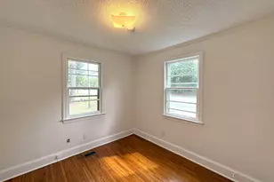 121 N Guignard Dr, Sumter, SC 29150 - Photo 7