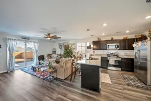 725 S Long Star Wy, Elgin, SC 29045 - Photo 9