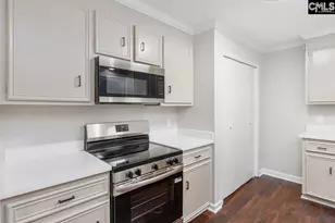 2608 Banner Hill Rd, Columbia, SC 29209 - Photo 9