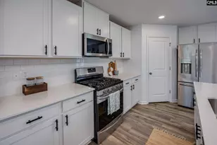 410 Windy Farm Rd, Gilbert, SC 29054 - Photo 5