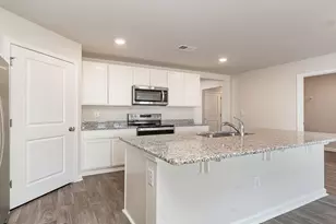 1039 Rampart Ct, Lugoff, SC 29078 - Photo 3