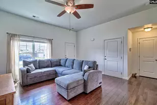 915 Dovefield Ln, Lexington, SC 29073 - Photo 9