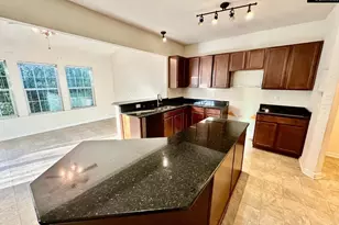 215 Southview Ln, West Columbia, SC 29170 - Photo 7