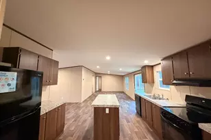 136 Carlton Dr, Batesburg, SC 29006 - Photo 9