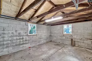 1804 13th St, Cayce, SC 29033 - Photo 9