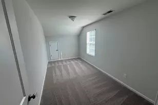 611 Pitch Path, West Columbia, SC 29170 - Photo 3