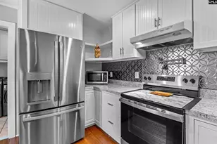 3901 Lee Hills Dr, Columbia, SC 29209 - Photo 9