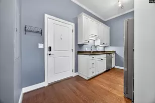 705 Maple Street F204, Columbia, SC 29205 - Photo 3