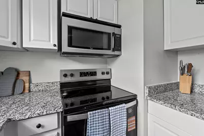 5516 Lakeshore Drive, Columbia, SC 29206 - Photo 9