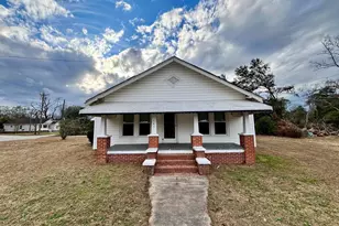 141 S Peachtree St, Batesburg, SC 29006 - Photo 1