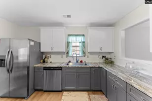 517 Silver Spoon Ln, Elgin, SC 29045 - Photo 5