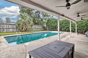 103 Parkwood Dr, West Columbia, SC 29170 - Photo 1