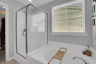 529 Finnegan Ln, West Columbia, SC 29169 - Photo 17