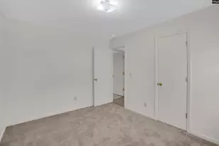 324 Gatlin Dr, Hopkins, SC 29061 - Photo 13