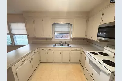 1805 Chadsworth Drive, Cayce, SC 29033 - Photo 3