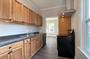 402 W Liberty St, Winnsboro, SC 29180 - Photo 7