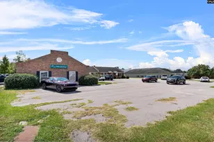 905 W Dekalb St, Camden, SC 29020 - Photo 3