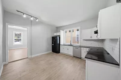 2411 Laurel Street, Columbia, SC 29204 - Photo 9