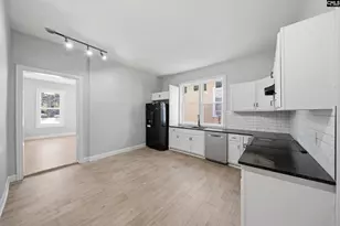2411 Laurel St, Columbia, SC 29204 - Photo 9