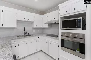 123 Stephenson Ln, Columbia, SC 29212 - Photo 9