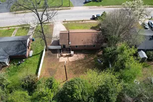 313 Cambridge St N, Ninety Six, SC 29666 - Photo 25