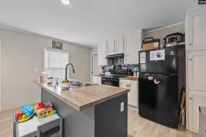 396 Volliedale Drive, Gilbert, SC 29054 - Photo 3