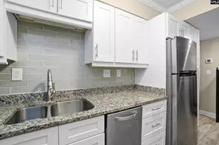 1825 St Julian Pl 14-G, Columbia, SC 29204 - Photo 11