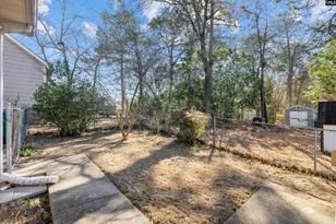 2402 Breezewood Rd, Cayce, SC 29033 - Photo 23