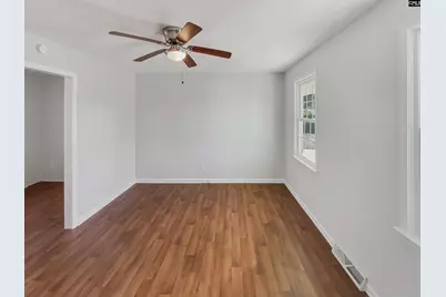 821 E Steele Road, West Columbia, SC 29170 - Photo 9