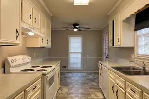 18 Bedford Ct, Columbia, SC 29209 - Photo 13