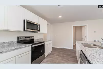 1018 Rampart Court, Lugoff, SC 29078 - Photo 5