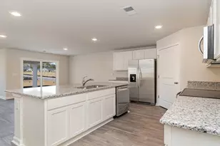 1018 Rampart Ct, Lugoff, SC 29078 - Photo 7