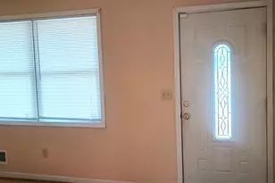 1607 Carousel Cir, Columbia, SC 29201 - Photo 3